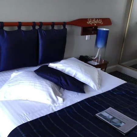 Hotel Le Querrien 3*