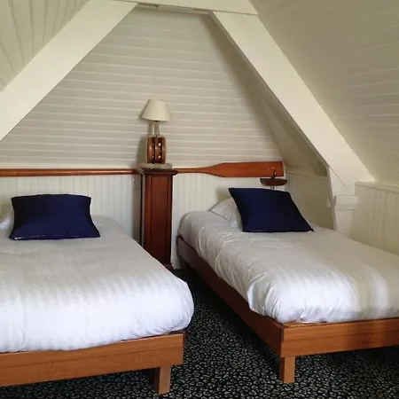 Hotel Le Querrien 3*